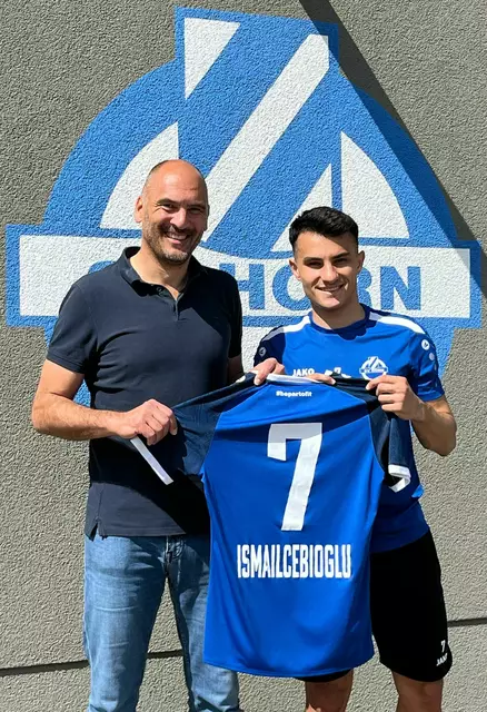 Geschäftsführer Andreas Zinkel ist überzeugt von seinem Potenzial und freut sich auf die weitere Entwicklung des jungen Talents. | Foto: SV Horn