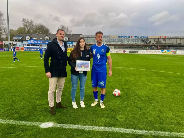 Ein besonderer Dank galt an diesem Abend der "WEB Windenergie AG" für die Übernahme der Match-Patronanz. | Foto: SV horn