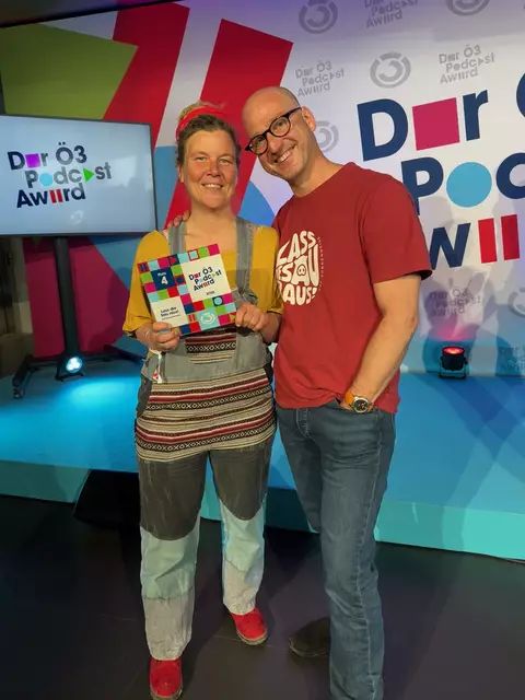 Elisabeth und Andreas Nussbaumer erreichten den vierten Platz bei den Ö3 Podcast Awards. | Foto: Hof Sonnenweide