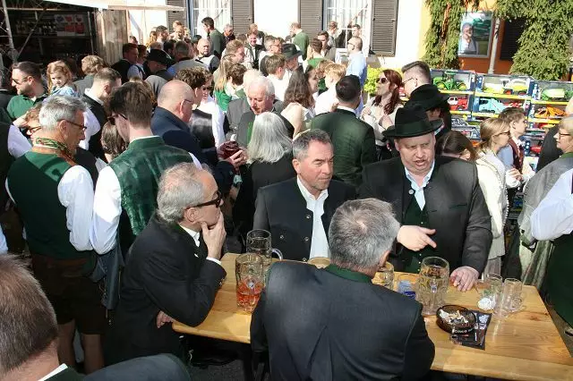 Nach den Prozessionen gab es noch ein gemütliches Beisammensein. | Foto: Cescutti