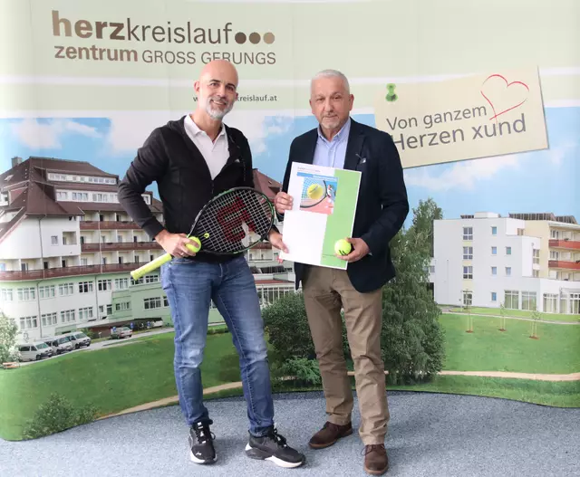 Reinhard Huber, Sektionsleitung USV Groß Gerungs - Sektion Tennis mit Geschäftsführer Fritz Weber, v.l. | Foto: HKZ Groß Gerungs