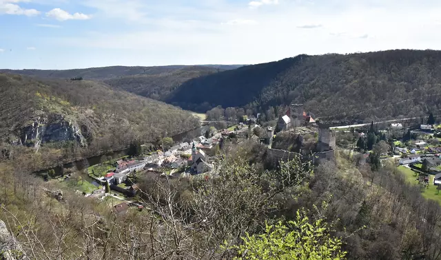Hoch über Hardegg | Foto: Herbert Schleich