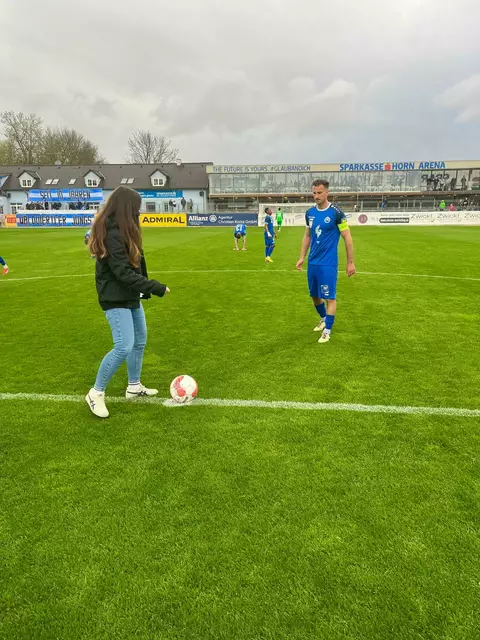  "WEB Windenergie AG" , der Patronanz-Spender, war im Stadion vor Ort. | Foto: SV Horn