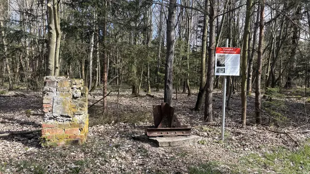 Reste der Funkanlage aus 1940