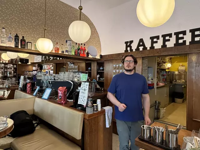 Patricks Sohn Matthias half von Anfang an mit, etwas später stieß auc Patricks Frau Sonja Dirr-Schönberger hinzu. | Foto: Nathanael Peterlini/MeinBezirk