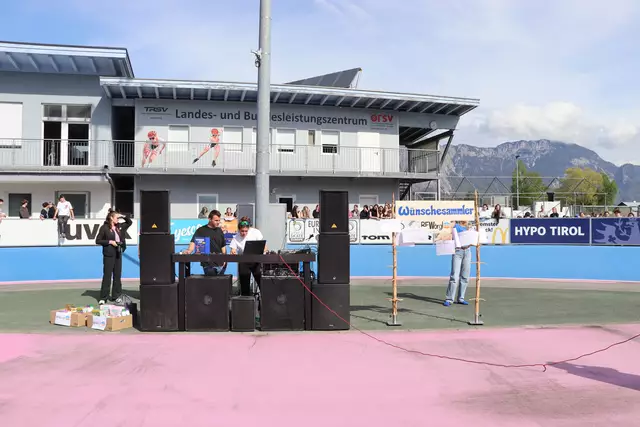 Ein eigenes DJ-Pult sorgte für musikalischen Ansporn. | Foto: Nimpf