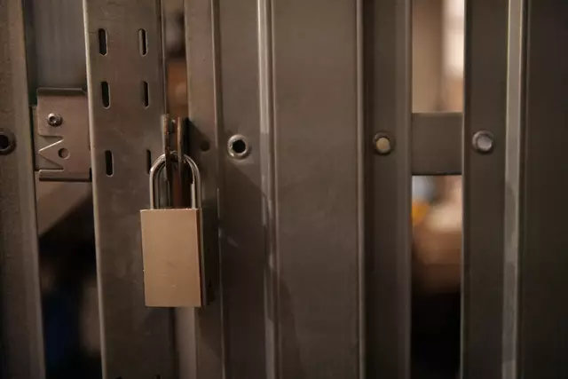 Ein gutes Schloss schreckt Gelegenheitsdiebe ab.  | Foto: Santrucek