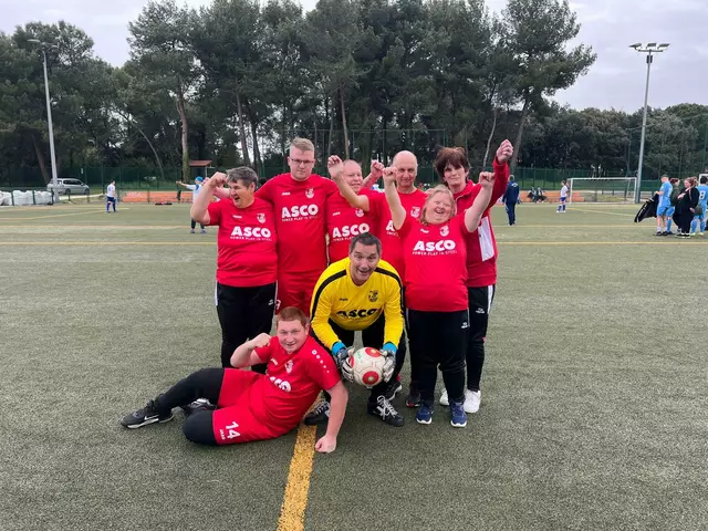 Die Kicker des ASCO ATSV Wolfsberg zeigte International, welches STARKE TEAM sie sind.  | Foto: Haberfellner/KK