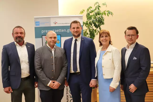 Alfred Kopfer, Christian Lackner, Matthias Pokorn, Ingrid Baumhackl und Philipp Gangl bilden den neuen Gemeindevorstand von Premstätten, | Foto: Edith Ertl
