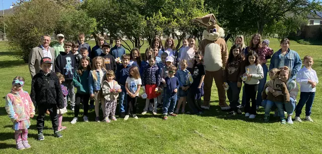 In Hauskirchen wurde nach der Messe im Pfarrhof nach Ostereiern gesucht. | Foto: Gemeinde Hauskirchen