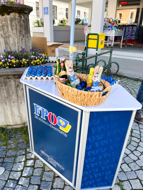 Blaue Ostereier waren bereit verschenkt zu werden | Foto: FPÖ Neulengbach
