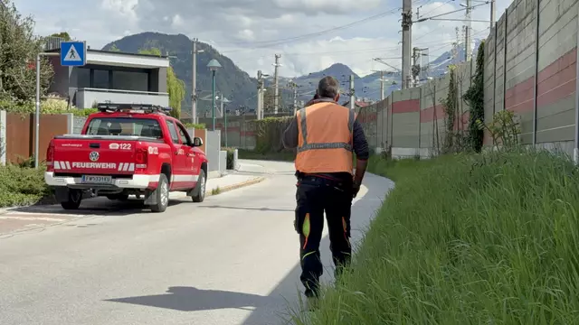 Unverzüglich wurde der gesamte Bahnhof Wörgl aus Sicherheitsgründen umgehend geräumt, der Zugverkehr in diesem Bereich wurde vorübergehend eingestellt. | Foto: ZOOM.Tirol