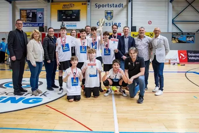 Das Polgargymnasium hat wieder zugeschlagen:  Zum bereits siebten Mal holte sich die Volleyballmannschaft den Titel bei den Volleyball School Championship Boys. | Foto: Polgargymnasium