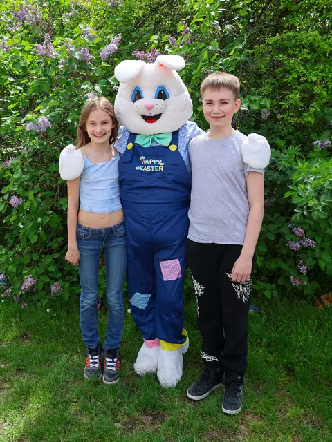 Die ÖVP Matzen-Raggendorf-Klein Harras lud zur traditionellen Osternestsuche in den Pfarrgarten Matzen ein. | Foto: Peter Vanek