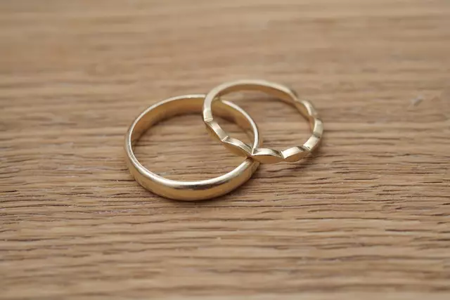 Seit 70 Jahren in der Ehe in Höhen und Tiefen vereint - ein Ehepaar in Neunkirchen. | Foto: Santrucek