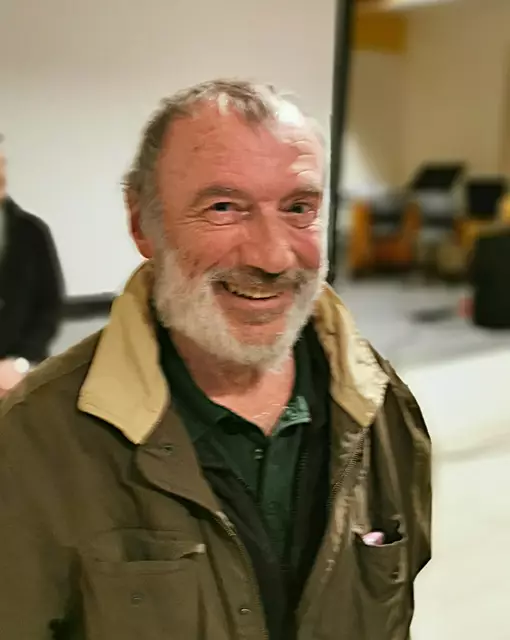 Auch Wahl-Zellerndorfer Rudolf John zeigte großes Interesse am neuen Projekt. | Foto: Josef Messirek