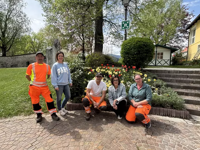 Lokalaugenschein beim Amthof: Gottfried Krenn, Martina Tscherne, Andreas Groß, Andrea Pecile und Andrea Liebetegger (v.l.)