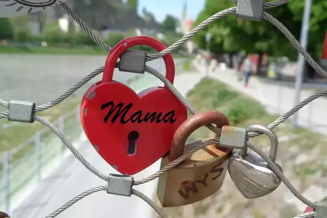 Muttertag in Salzburg: Wie wärs mit einem gemeinsamen Spaziergang auf den Spuren berühmter Salzburgerinnen? | Foto: Daniela Ellmauer