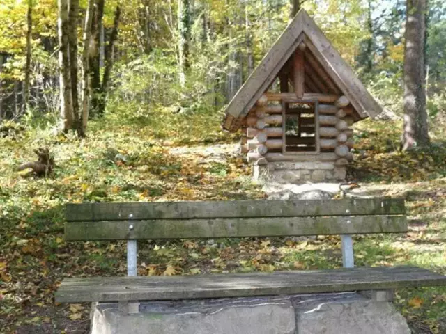 Entlang des etwa einen Kilometer langen Themenweges in Golling erfährt die ganze Familie an insgesamt 32 Informations-Stationen alles, was es über die heimische Natur zu wissen gibt. | Foto: tennengau.com