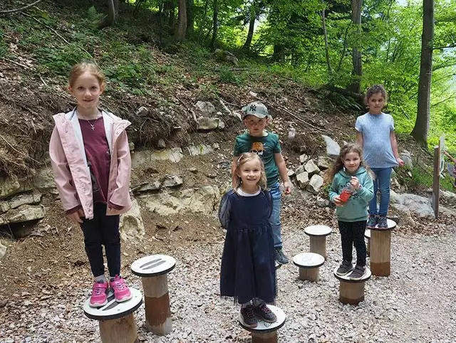Der Walderlebnisweg ist eine abenteuerliche, lustige Rundwanderung, bei der alle gerne mitmachen. | Foto: tennengau.com