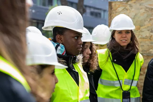 Auch bei der Baupolizei gab es viel zu entdecken. | Foto: Astrid Knie