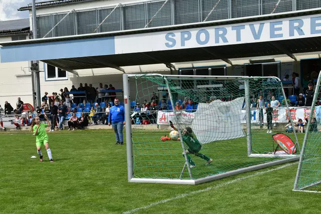 Entscheidender Penalty im Halbfinale für Bad Tatzmannsdorf gegen Piringsdorf/Oberloisdorf | Foto: Michael Strini