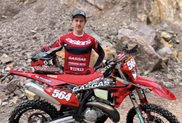 Thomas Hecher war an zwei Wochenenden bei der Europameisterschaft am Podest.  | Foto: Privat