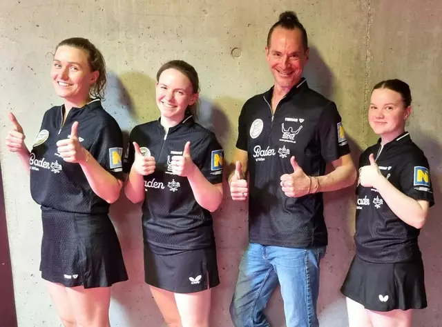 Vali Tischler, Dani Petrekova, Coach Andi Meixner, Angelina Romanovskaya | Foto: BAC 