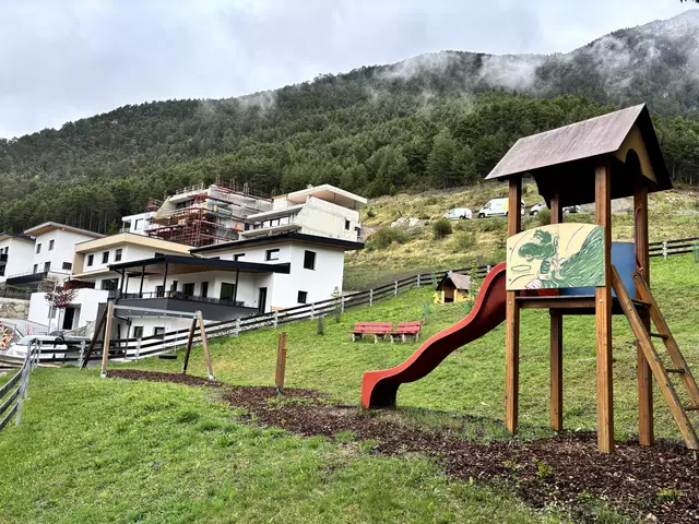Der Spielplatz bei der Siedlung wird noch heuer mit neuen Spielgeräten ausgestattet. | Foto: Dorn
