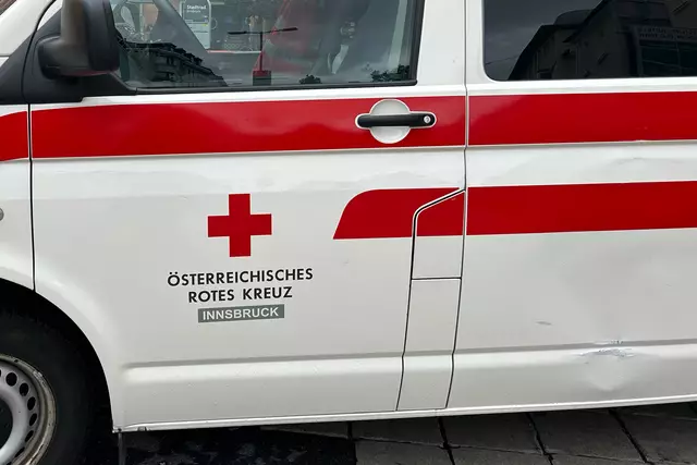 Ein Arbeiter erlitt am Mittwochvormittag schwere Verletzungen bei Bauarbeiten in Osttirol. Der Mann war von einem Gerüst gestürzt. | Foto: SKN (Symbolbild)
