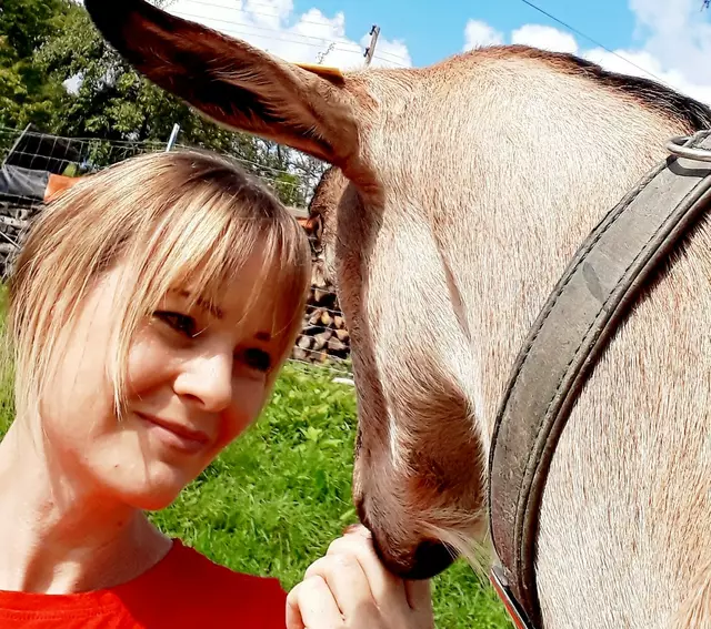 Die Natur mit ihren Tieren und Pflanzen sind Jasmins Welt.