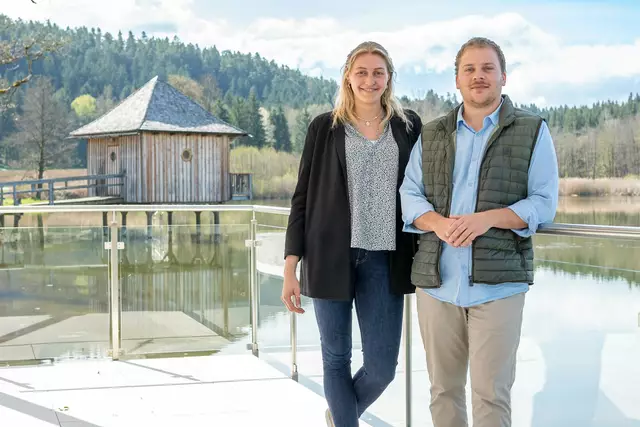 Das junge Gastro-Paar Linda Habich und Stephan Loibnegger übernehmen das Restaurant am Hörzendorfer See.  | Foto: Stadt St. Veit
