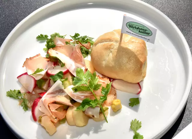 Der erste Gang überzeugt durch Frische und Raffinesse. | Foto: Herbert Schleich