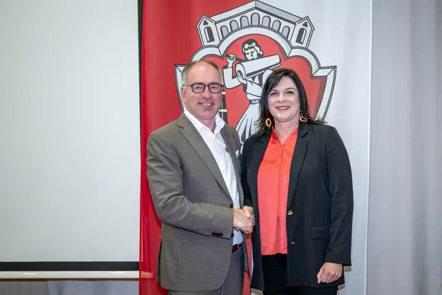 v.l. Bürgermeister Alexander Stangassinger und 2. Vizebürgermeisterin Ingrid Zimmerling