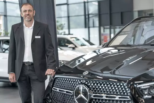 Betriebsleiter Alexander Rabitsch freute sich, zahlreiche Gäste in Niklasdorf begrüßen zu können. | Foto: Klaus Pressberger