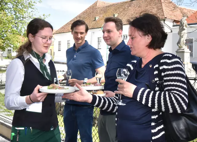 Ein gelungenes Beispiel für gelebte Wirtshauskultur und Nachwuchsförderung. | Foto: Herbert Schleich