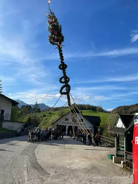 Auch im Bad Ischler Ortsteil Perneck wird am 30. Mai ein Maibaum aufgestellt. | Foto: FW Perneck