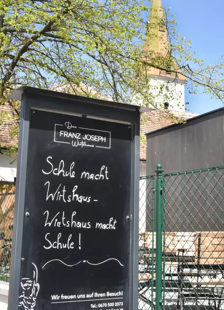 Im Franz Joseph Wirtshaus in Obermarkersdorf spielte sich der Unterricht in der Küche ab. | Foto: Herbert Schleich