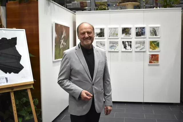 Unter dem Titel "Halleluja" zeigt Stanko Sadjak derzeit 55 Arbeiten in seiner Jubiläumsausstellung. | Foto: MeinBezirk.at