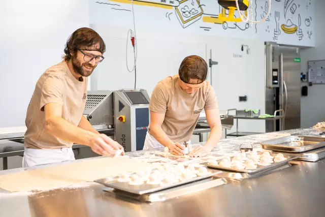 Nach der Insolvenz im Herbst geht es für die Teigwarenmanufaktur "Kasnudl Stadtküche" wieder bergauf. | Foto: Stadtküche Kasnudl