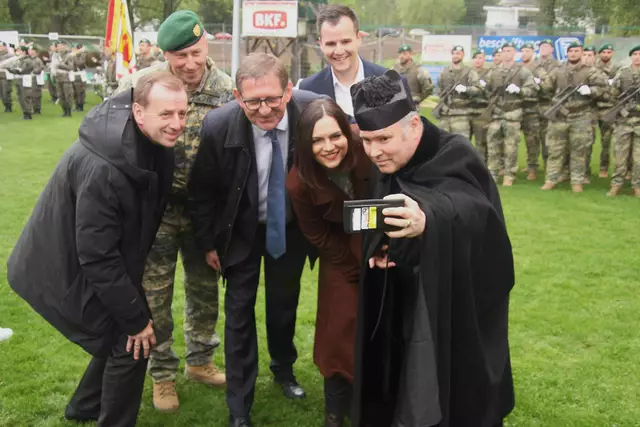 Zum Selfie lud Militärdekan Alexander M. Wessely.