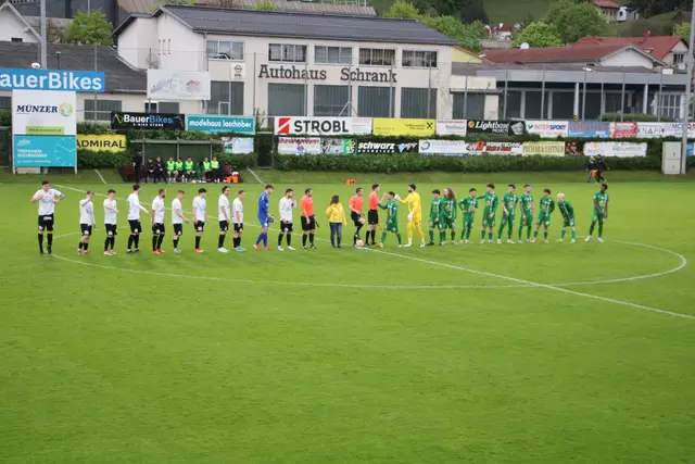 SC BauerBikes fertigte DSV Leoben in der Strobl Arena mit 7:0 ab.