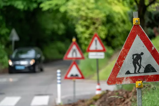 Die Vorarbeiten laufen bereits, der Hauptbauabschnitt startet am 28. April mit einer temporären Sperre der Pachmayrstraße.  | Foto: TEAM FOTOKERSCHI / MARTIN SCHARINGER