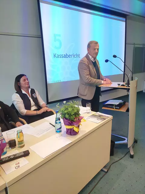 LAbg. Mag. Hans Scharfetter bedankte sich für das Engagement der Gastgeberinnen und Gastgeber | Foto: Regina Langreiter