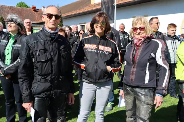 Ludwig Mörtlbauer aus Pocking mit seiner Familie. | Foto: Markus Bäumler/zema-medien.de