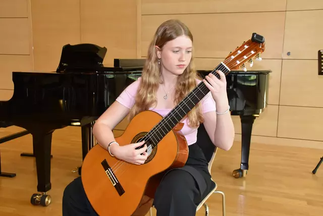 Bianca Höbarth. Der Kulturverein Waldhausen mit Obfrau Magdalena Eder bot herausragenden jungen Musikerinnen und Musikern aus dem Strudengau, dem angrenzenden Waldviertel und Mostviertel in Zusammenarbeit mit der Landesmusikschule Grein ein großes Konzert-Podium.  | Foto: Robert Zinterhof