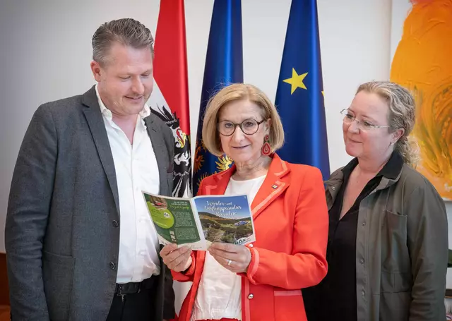 Bernd Scharfegger, Landeshauptfrau Johanna Mikl-Leitner und Petra Patzelt. | Foto: NLK Khittl