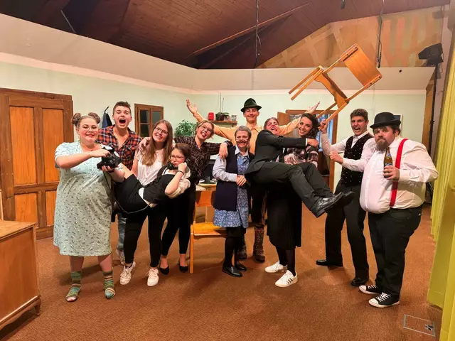 Die Stanzer Landjugend spielte an drei Abenden das Stück "Die Gedächtnislücke" von Bernd Gombold. | Foto: Landjugend Stanz