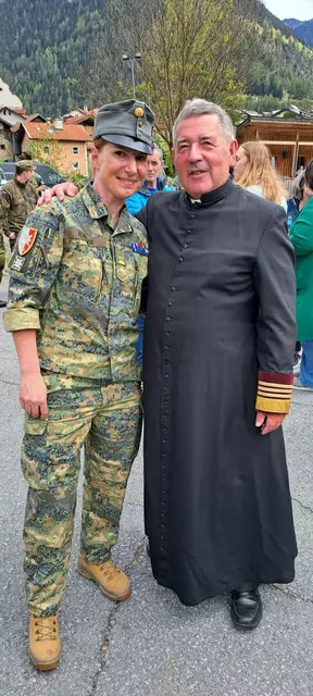 Oberstleutnant Verena Plattner mit Militärpfarrer i.R. Werner Seifert | Foto: Krenslehner Gerhard