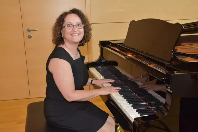 Gabriele Schauer. Der Kulturverein Waldhausen mit Obfrau Magdalena Eder bot herausragenden jungen Musikerinnen und Musikern aus dem Strudengau, dem angrenzenden Waldviertel und Mostviertel in Zusammenarbeit mit der Landesmusikschule Grein ein großes Konzert-Podium.  | Foto: Robert Zinterhof